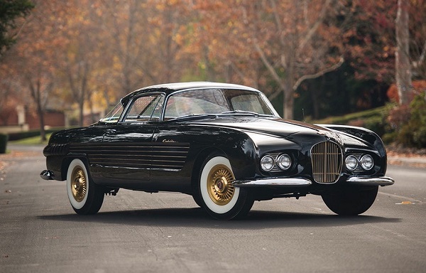 Уникален Cadillac 62 Coupe отива на търг